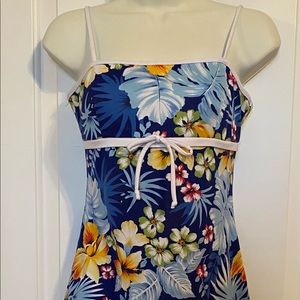 Beautiful Hawaiian print mini dress